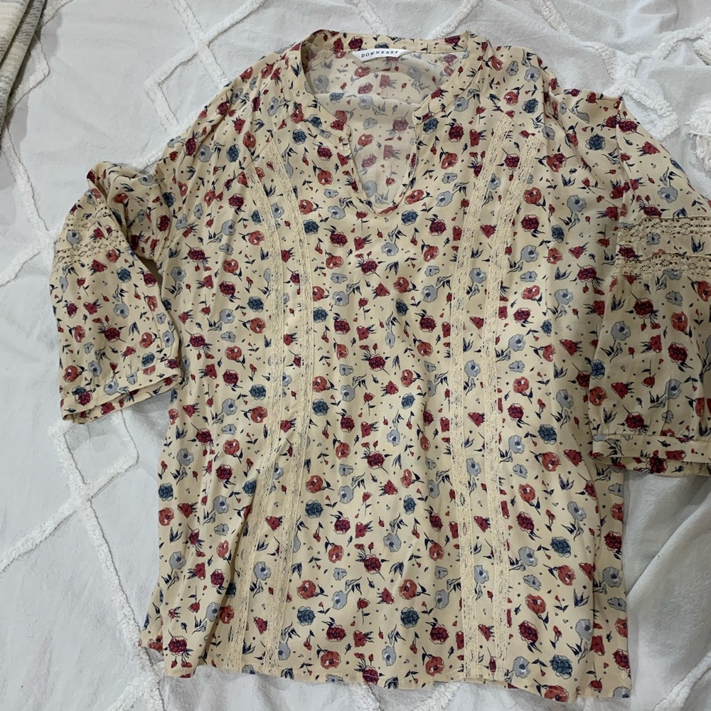 DownEast floral blouse top